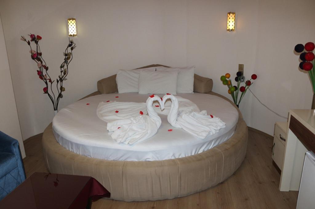Mesnevi Hotel Konya Szoba fotó
